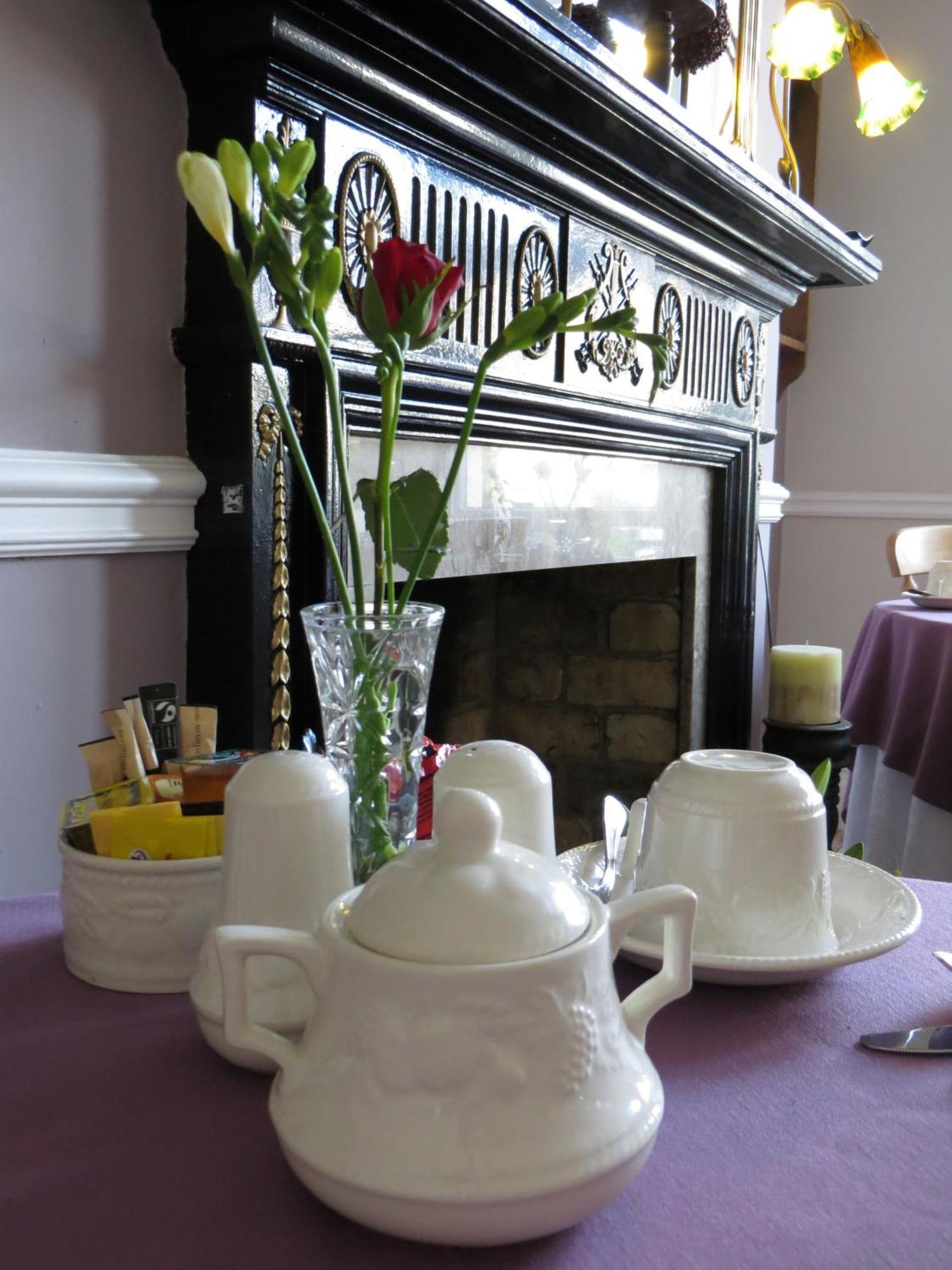 Avondale Guest House ยอร์ค ภายนอก รูปภาพ